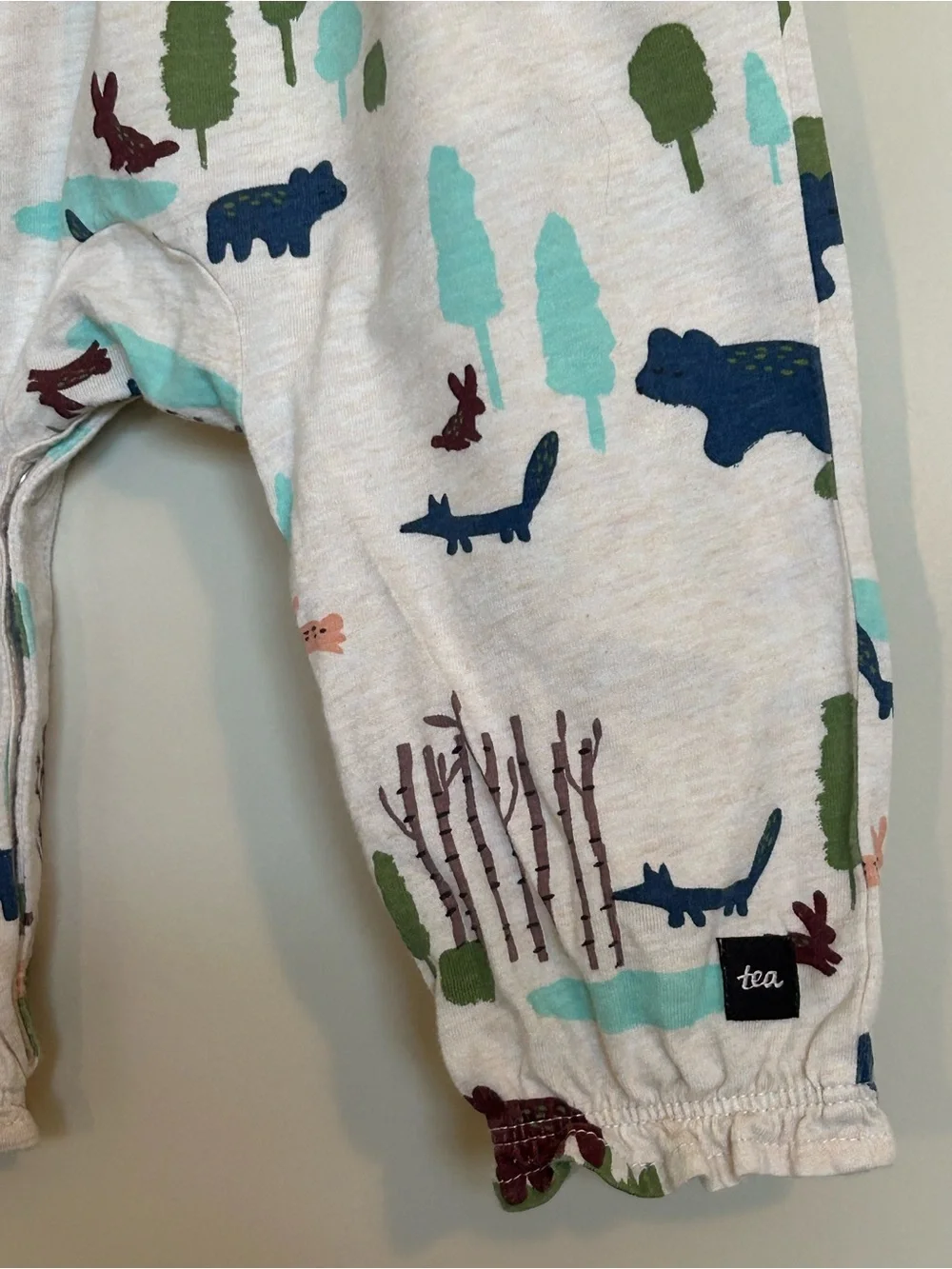 Sz3-6M Tea Collection Woodland Print Smocked Romper